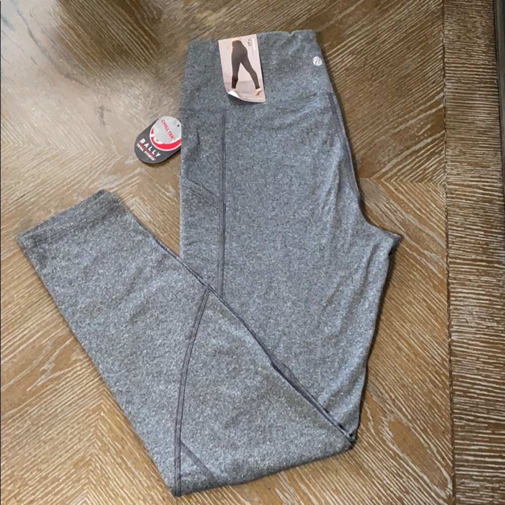 NWT Bally Total Fitness chill tek leggings
